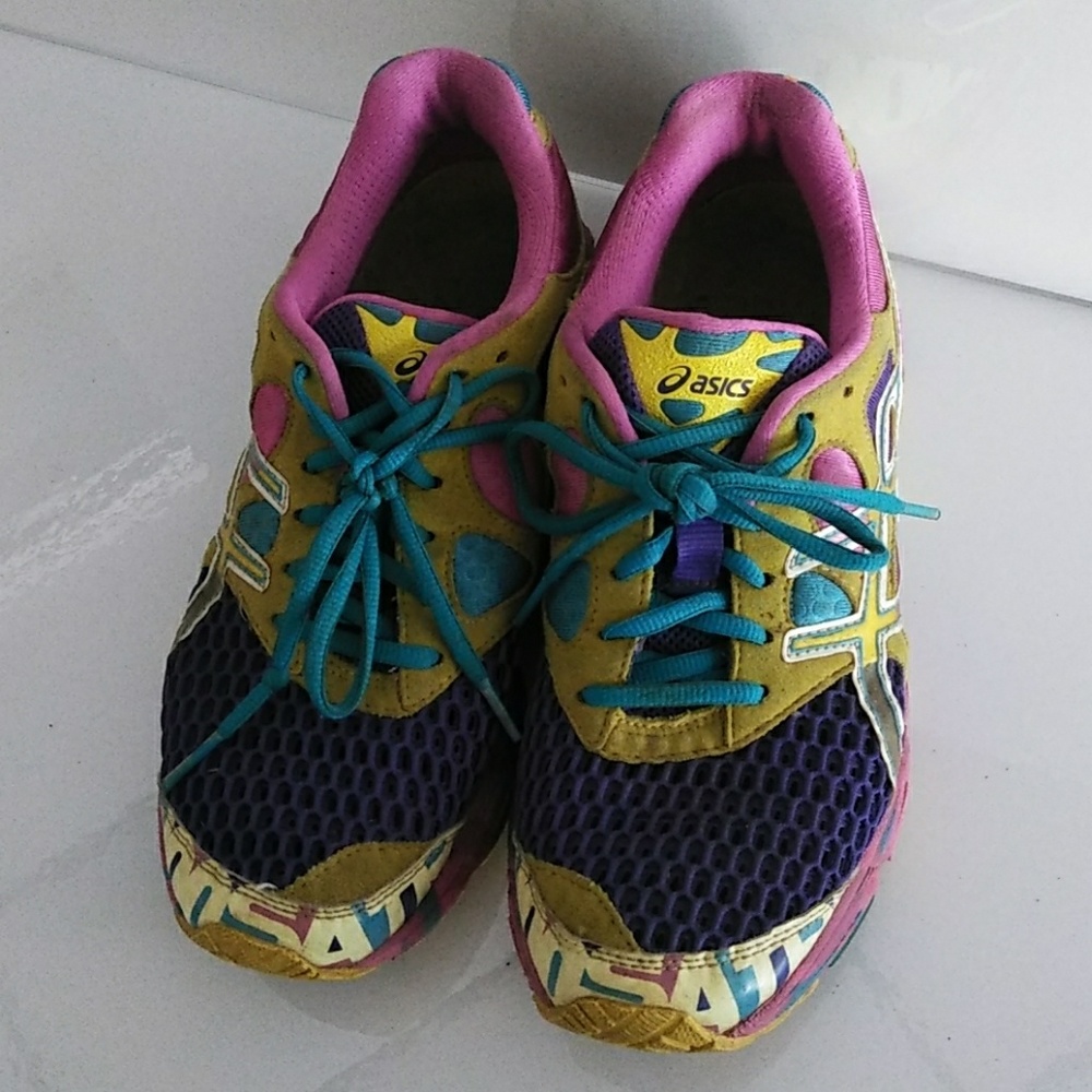 Womens Asics running shoes
